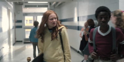 Stranger_Things_S02E03_mp46615.jpg