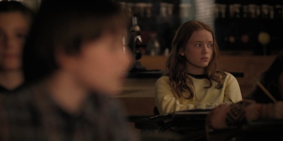 Stranger_Things_S02E03_mp46691.jpg