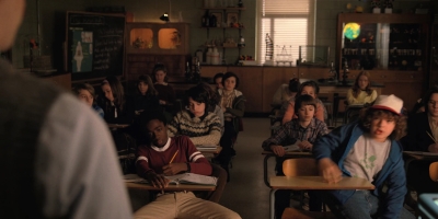 Stranger_Things_S02E03_mp46706.jpg