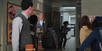 Stranger_Things_S02E03_mp48051.jpg