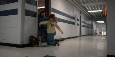 Stranger_Things_S02E03_mp48187.jpg