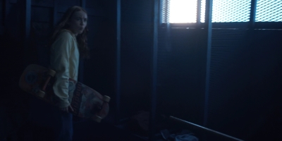 Stranger_Things_S02E03_mp48473.jpg