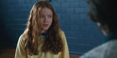Stranger_Things_S02E03_mp48498.jpg