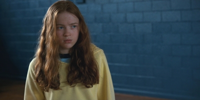 Stranger_Things_S02E03_mp48507.jpg