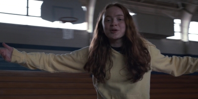 Stranger_Things_S02E03_mp48521.jpg