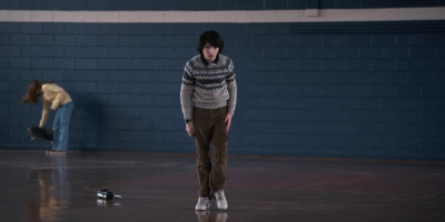 Stranger_Things_S02E03_mp48580.jpg