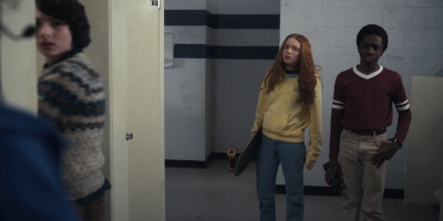 Stranger_Things_S02E03_mp48752.jpg