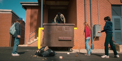 Stranger_Things_S02E04_mp44024.jpg