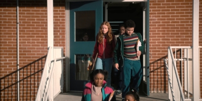 Stranger_Things_S02E04_mp45106.jpg