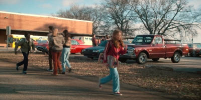 Stranger_Things_S02E04_mp45116.jpg