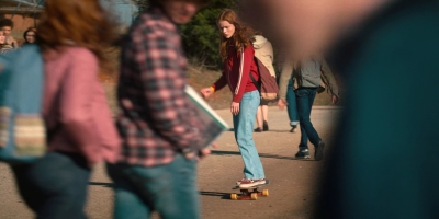 Stranger_Things_S02E04_mp45179.jpg