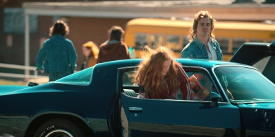 Stranger_Things_S02E04_mp45193.jpg