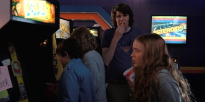 Stranger_Things_S02E05_mp41274.jpg