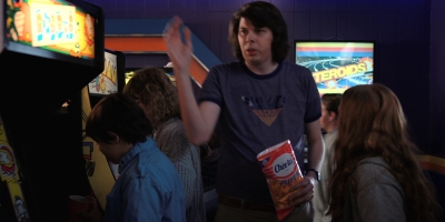 Stranger_Things_S02E05_mp41276.jpg