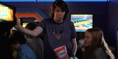 Stranger_Things_S02E05_mp41279.jpg