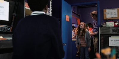 Stranger_Things_S02E05_mp41298.jpg