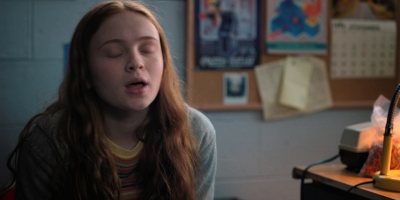 Stranger_Things_S02E05_mp42292.jpg
