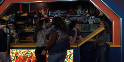 Stranger_Things_S02E05_mp42336.jpg