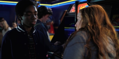 Stranger_Things_S02E05_mp42372.jpg