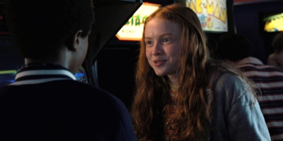 Stranger_Things_S02E05_mp42402.jpg