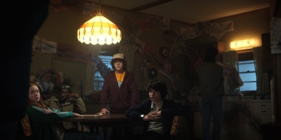 Stranger_Things_S02E08_mp47406.jpg