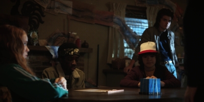 Stranger_Things_S02E08_mp47530.jpg