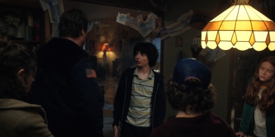Stranger_Things_S02E08_mp47690.jpg