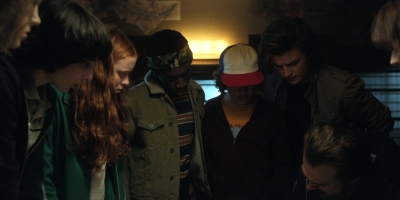 Stranger_Things_S02E08_mp48343.jpg