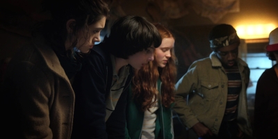 Stranger_Things_S02E08_mp48344.jpg