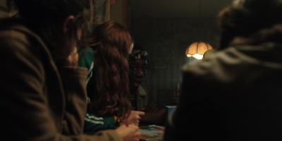 Stranger_Things_S02E08_mp48394.jpg