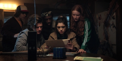 Stranger_Things_S02E08_mp48429.jpg
