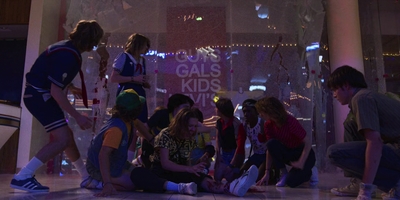 Stranger_Things_S03E08_mp46955.jpg