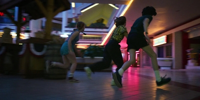 Stranger_Things_S03E08_mp48430.jpg