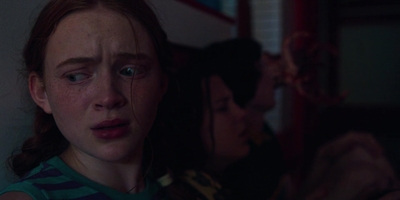 Stranger_Things_S03E08_mp48576.jpg