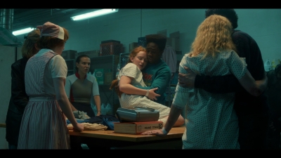 Stranger_Things_S05E07_mkv0180.jpg