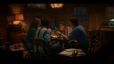 Stranger_Things_S05E08_mkv6454.jpg