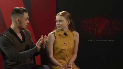 2017-10-13_-_Marie_Lozano_-_Stranger_Things_S02_Interview_mp40506.jpg