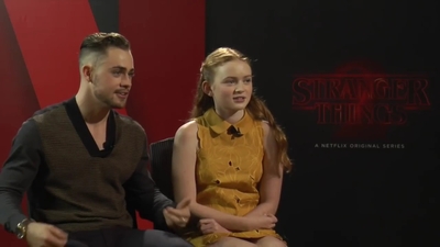 2017-10-13_-_Marie_Lozano_-_Stranger_Things_S02_Interview_mp40608.jpg