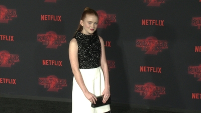 2017-10-26_-_Stranger_Things_2_Premiere_3_mov1300.jpg