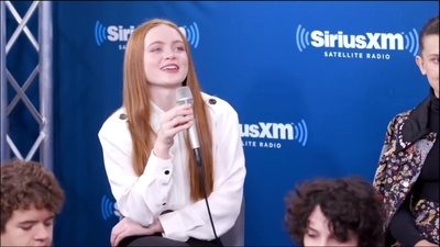 2017-11-01_-_SiriusXM_-_Stranger_Things_S02_Interview_mp42412.jpg