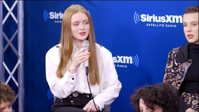 2017-11-01_-_SiriusXM_-_Stranger_Things_S02_Interview_mp42442.jpg