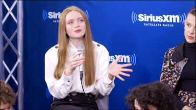 2017-11-01_-_SiriusXM_-_Stranger_Things_S02_Interview_mp42446.jpg