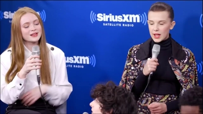 2017-11-01_-_SiriusXM_-_Stranger_Things_S02_Interview_mp42470.jpg