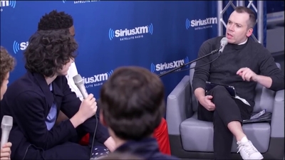 2017-11-01_-_SiriusXM_-_Stranger_Things_S02_Interview_mp42951.jpg