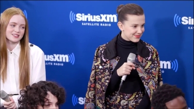 2017-11-01_-_SiriusXM_-_Stranger_Things_S02_Interview_mp43778.jpg