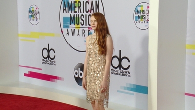 2017-11-19_-_2017_American_Music_Awards_1_mov4759.jpg