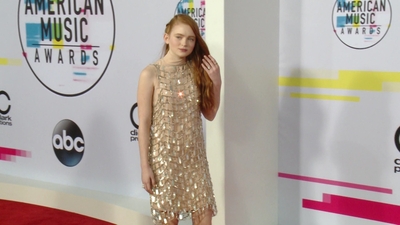 2017-11-19_-_2017_American_Music_Awards_1_mov4763.jpg