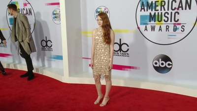 2017-11-19_-_2017_American_Music_Awards_1_mov4768.jpg