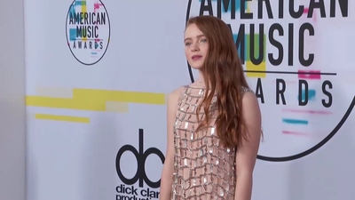 2017-11-19_-_2017_American_Music_Awards_2_mp44793.jpg