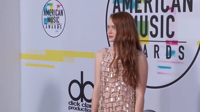 2017-11-19_-_2017_American_Music_Awards_2_mp44795.jpg